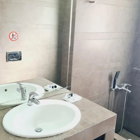 Serafeim Penzion 4*